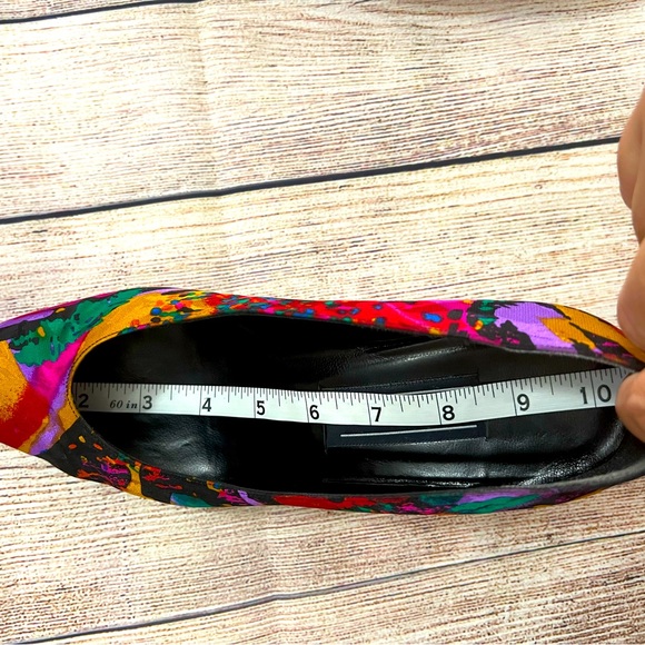 STUART WEITZMAN VINTAGE ‘80s multicolored heels Size 9 - Picture 6 of 11